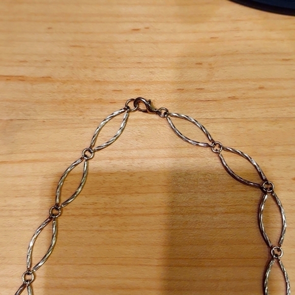 NWT necklace - Picture 3 of 6